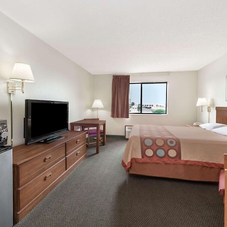Super 8 By Wyndham Smithville Lake Eksteriør billede